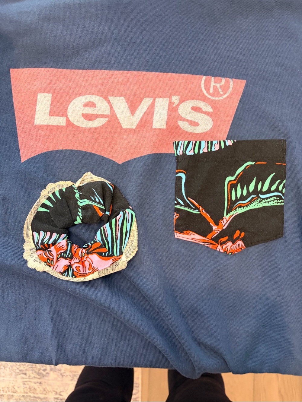 Upcycled Levi’s Floral Pocket Tee With Matching Scrunchie - Picture 10 of 10